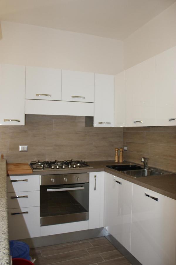 A Casa E Pepe Lovely Flat In The Heart Of Naples. ภายนอก รูปภาพ