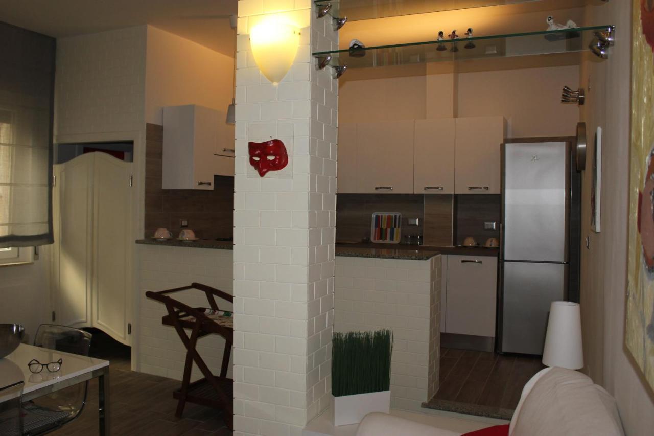A Casa E Pepe Lovely Flat In The Heart Of Naples. ภายนอก รูปภาพ
